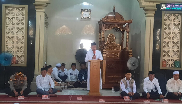 Bupati Ilham Resmi Lepas Keberangkatan 32 Jemaah Calon Haji Kabupaten Touna