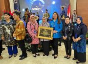 Wabup Surya Hadiri Acara Penganugerahan SPM Award 2025