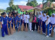 Sambut Adipura, Wabup Surya Pimpin Gerakan Membersihkan Sampah Kota