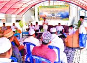 Bupati Ilham Serahkan Bantuan Dua Ekor Sapi dari Presiden ke Masjid Tsamaratul Ukhuwah Muara Toba