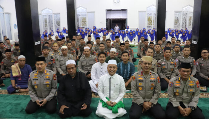 Doa dan Dzikir HUT Bhayangkara Ke-79 Polda Sulteng Hadirkan Ustad Das’ad Latif