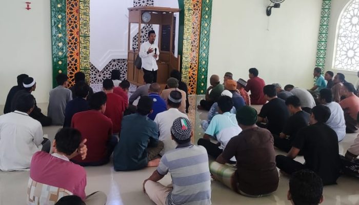 Perkuat Pembinaan Kepribadian dan Rohani, WBP Lapas Ampana Ikuti Kajian Islam