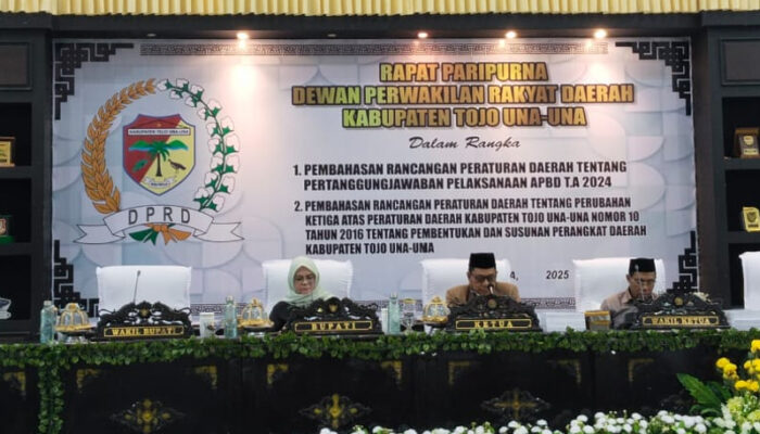 Wabup Surya Hadiri Rapat Paripurna DPRD Touna Bahas Dua Agenda Penting