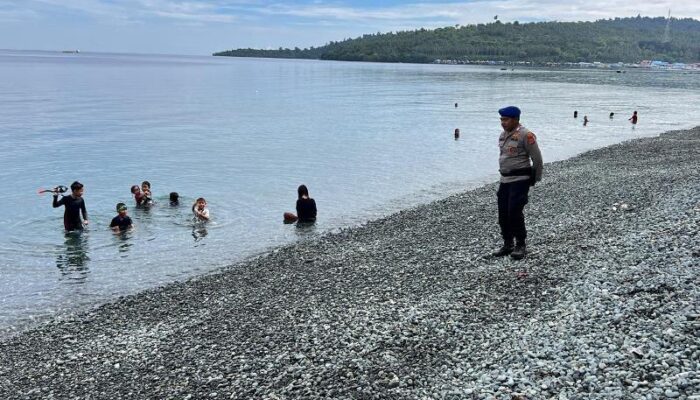 Satpolairud Polres Touna Amankan Objek Wisata Pantai, Imbau Pengunjung Jaga Keselamatan dan Kebersihan