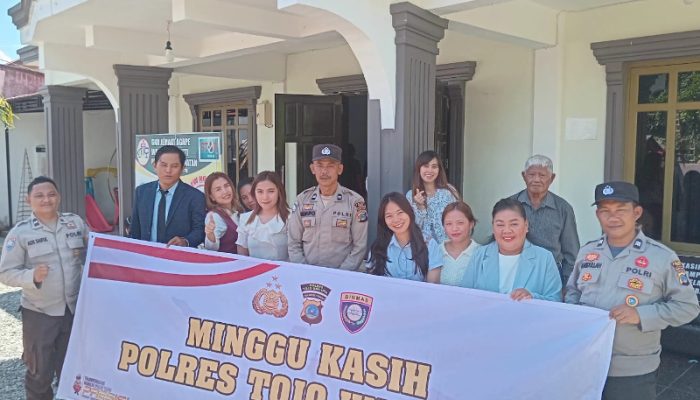 Minggu Kasih, Satbinmas Polres Touna Berikan Pesan Kamtibmas Di Gereja GKII AGAPE Ampana