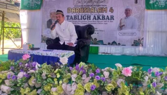 Pj. Sekda Touna Hadiri Milad Pesantren Darussalam Bulan Jaya