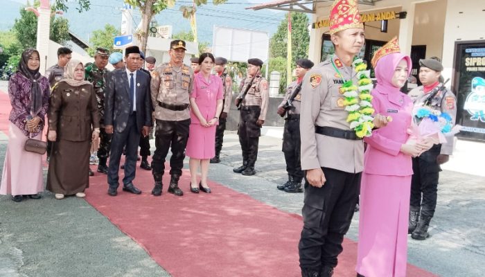 Wabup Surya Hadiri Acara Penyambutan Kapolres Touna Baru