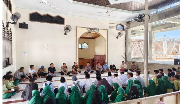 Forkopimda Touna Perkuat Sinergi: Kapolres dan Kajari Jalin Silaturahmi dengan Ketua DPD Muhammadiyah