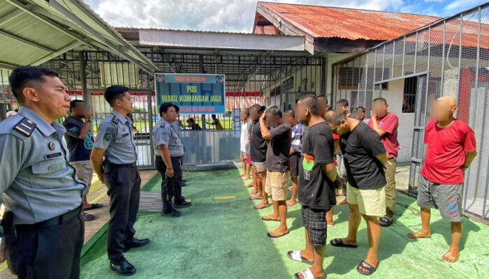 Berikan Edukasi Kepada Tahanan Baru, Ka KPLP Finley Tegaskan Komitmen Pembinaan dan Ketertiban