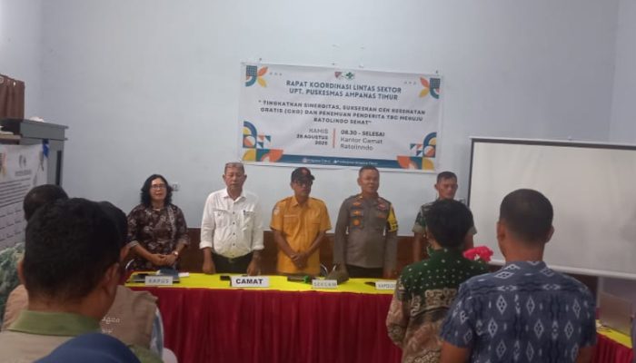Bentuk Sinergitas, Kapolsek Ampana Kota Hadiri Rakor Linsek UPT Puskesmas Ampana Timur 2025