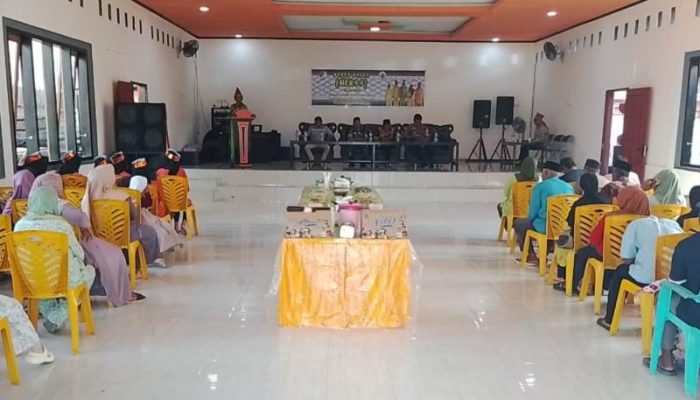 Jaga Budaya, Jaga Keamanan: Kapolsek Tojo Hadiri Pesta Panen Mora’a Bersama Warga