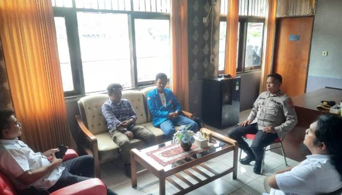 Polres Touna Jalin Silaturahmi dengan Mahasiswa GMNI