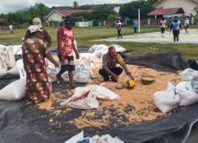 Demi Kesejahteraan Petani, Kapolsek Ampana Tete Imbau Jual Jagung Langsung ke Bulog