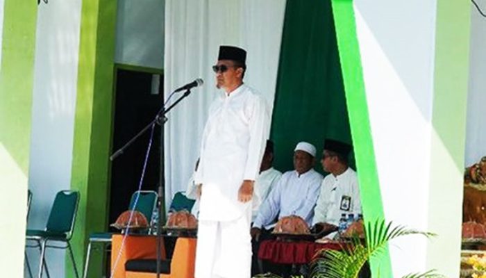 Pimpin HSN 2025, Bupati Ilham Lawidu Ajak Para Santri Kawal Indonesia Merdeka Menuju Peradaban Dunia