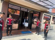 Wujud Komitmen Kamtibmas, Satsamapta Polres Touna Kawal Ibadah Minggu di Ratolindo dan Ampana Kota