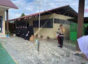 Jadi Pembina Upacara di SD IT Alwahdah, Kapolsek Tekankan Keselamatan Anak