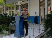 Kapolsek Ampana Kota Ingatkan Siswa SMPN 2 Raih Prestasi, Jauhi Narkoba dan Bullying