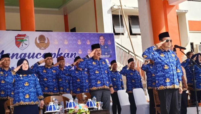 Pimpin Upacara HUT KORPRI ke-54, Bupati Ilham Tekankan Transformasi Digital dan Penguatan Integritas ASN