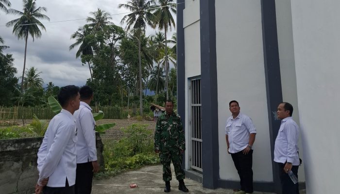 Perkuat Sinergitas, Lapas Ampana Bersama Babinsa Koramil Ratolindo Lakukan Kontrol Keliling Area Luar Tembok