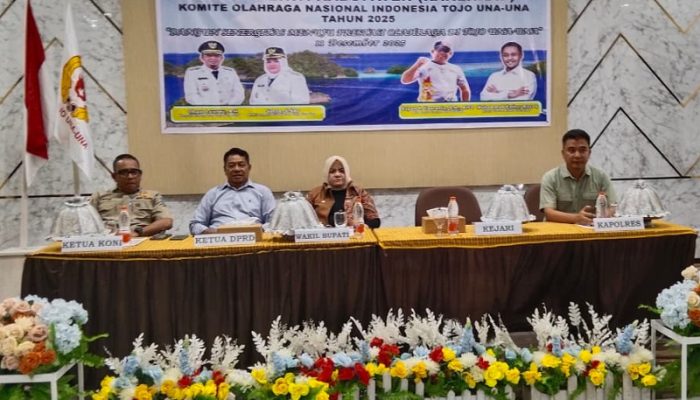 Buka Rakerkab KONI Touna, Wabup Surya: Peningkatan Prestasi Olahraga Perlu Kolaborasi Erat