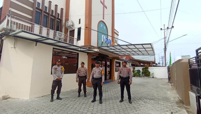Jamin Kekhusyukan Ibadah Pasca-Natal, Satgas Preventif Operasi Lilin Tinombala Sisir Gereja di Kota Ampana