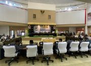 Hadiri Paripurna DPRD, Wakapolres Touna Tegaskan Dukungan Polri Terhadap Implementasi Perda Baru