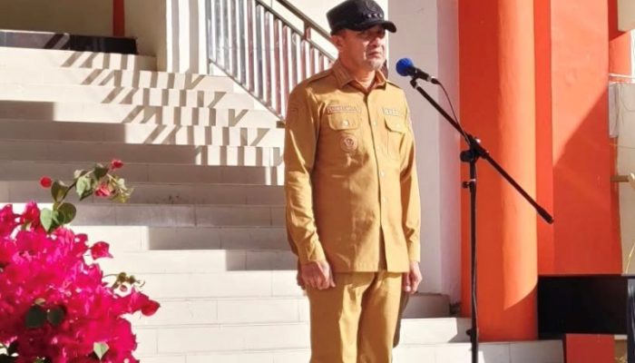 Apel Perdana 2026, Bupati Ilham Lawidu Ajak ASN Donasi Untuk Korban Banjir di Aceh dan Sumatera