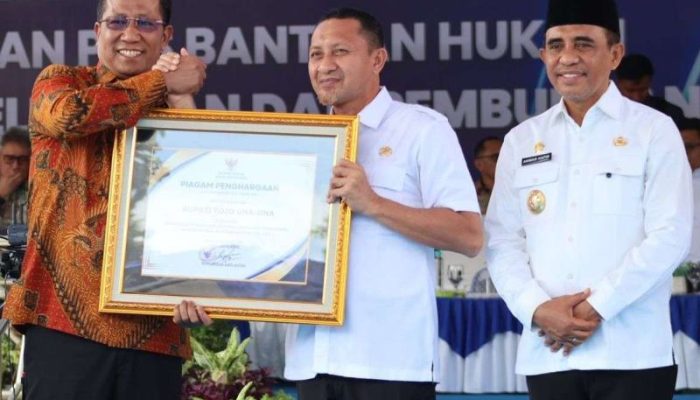 Bupati Ilham Lawidu Apresiasi Pembentukan Posbankum Desa dan Kelurahan Se-Sulteng