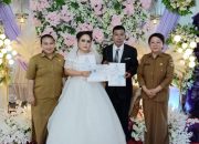Program Inovasi IKATAN CINTA, Disdukcapil Touna Mudahkan Pengantin Dapat Identitas Baru