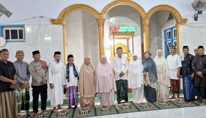 Pimpin Safari Ramadhan di Masjid Jami Tombiano, Wabup Surya Ajak Jaga Persatuan dan Stabilitas Daerah
