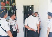 Pastikan Blok Hunian Tetap Aman dan Kondusif, Plt. Kalapas Ampana Lakukan Kontrol dan Monitoring Bersama Petugas Pengamanan