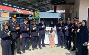 Lapas Ampana Salurkan Gerobak Usaha Gratis, Dorong Kemandirian Ekonomi Keluarga Warga Binaan