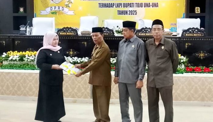 Wabup Surya Hadiri Rapat Paripurna DPRD Touna, Sampaikan Apresiasi atas Rekomendasi LKPJ Bupati 2025