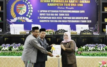 Wabup Surya Hadiri Rapat Paripurna Penyampaian LKPJ TA 2025 dan Hasil Reses Pimpinan dan Anggota DPRD Touna
