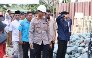 Sinergi Pendidikan, Kapolres Touna Hadiri Peletakan Batu Pertama RKB SD IT Al-Wahdah