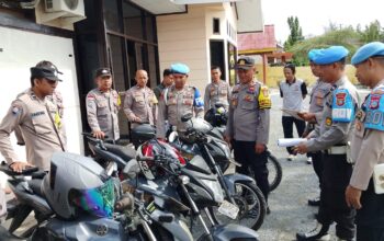 Kasi Propam Polres Touna Pimpin Gaktibplin di Polsek Ampana Kota, Tekankan Kedisiplinan Personel