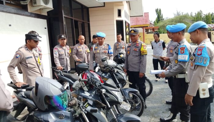Kasi Propam Polres Touna Pimpin Gaktibplin di Polsek Ampana Kota, Tekankan Kedisiplinan Personel