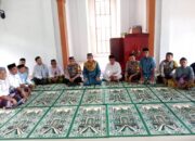Lewat Jumat Keliling, Polsek Ulubongka Pererat Silaturahmi dengan Warga Marowo
