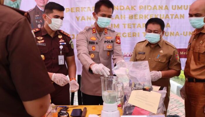 Sinergi Penegak Hukum, Kapolres Touna Hadiri Pemusnahan Barang Bukti 23 Perkara Pidana di Kejari