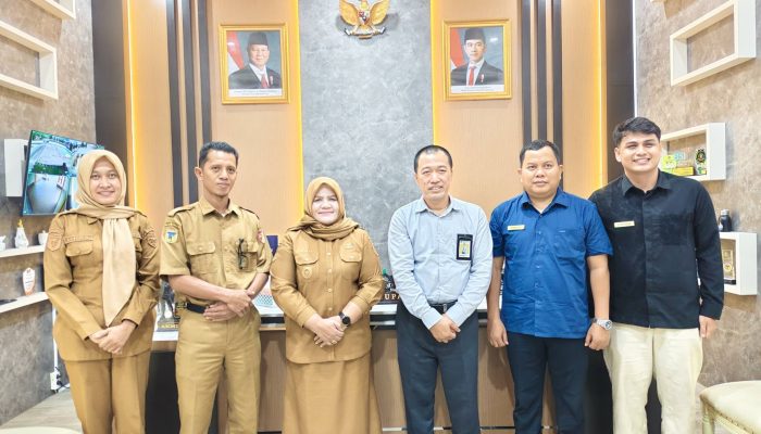 Terima Audensi Kakan KPP Pratama Poso, Wabup Surya:  Pemkab Touna terus Mendorong seluruh Perangkat Daerah taat kewajiban Pajak
