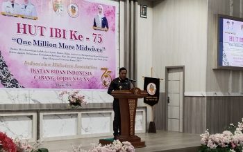 Puncak HUT IBI ke-75, Bupati Ilham Lawidu: Bidan Pilar Utama Pembangunan Kesehatan di Touna
