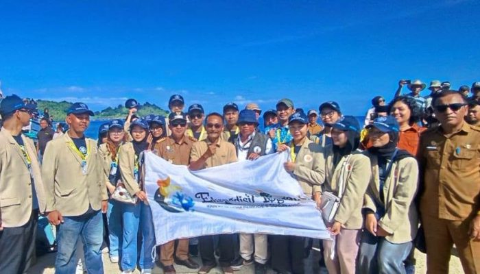 Terima Mahasiswa KKN UGM, Bupati Ilham Lawidu Minta Hadirkan Gagasan dan Inovasi