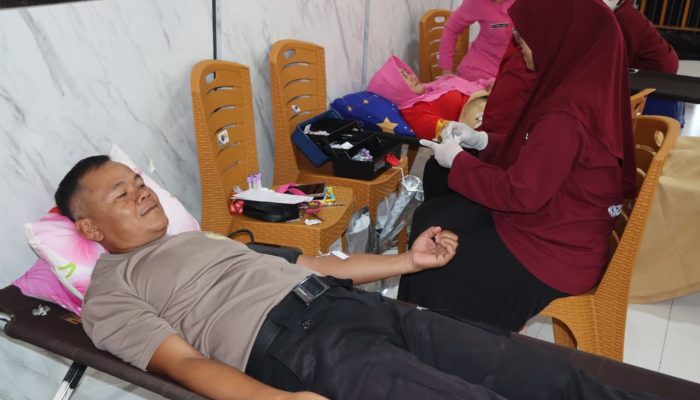 Peringati Hari Bhayangkara ke-80, Polres Tojo Una-Una Gelar Aksi Donor Darah