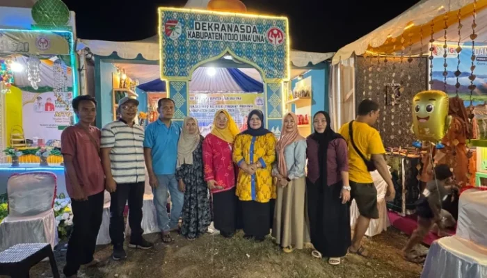 Wabup Surya Tinjau Stand Pameran Dekranasda Touna di MTQ XXXI Sulteng