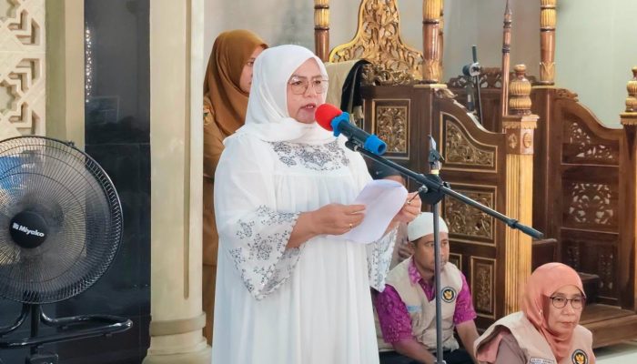 Wabup Surya Sambut Kedatangan 57 Jemaah Haji Asal Touna