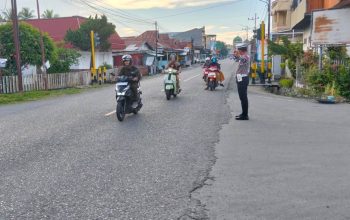 Satlantas Polres Tojo Una-Una Gelar Strong Point Pagi, Tingkatkan Kesadaran Tertib Berlalu Lintas
