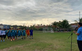 Bhayangkara Cup 2026 Resmi Bergulir, Kapolres Tojo Una-Una Lakukan Kick Off