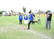 Kapolres Tojo Una-Una Tandai Dimulainya BERANI Cup 2026 dengan Tendangan Perdana