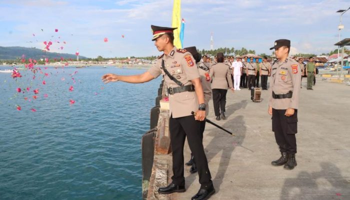 Hari Bhayangkara ke-80, Polres Touna Gelar Upacara Tabur Bunga