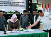 Wabup Surya Hadiri Rapat Paripurna DPRD Touna Tegaskan APBD Tepat Sasaran demi Kesejahteraan Masyarakat